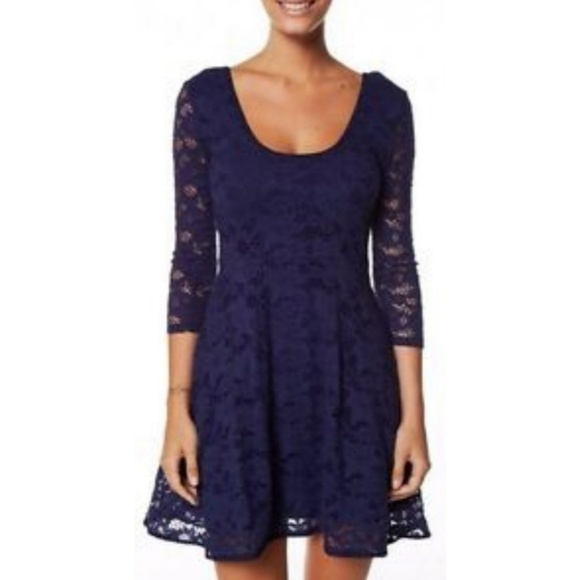 Free People Dresses & Skirts - FREE PEOPLE 3/4 Sleeve Lace Navy Dress